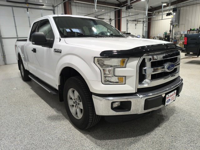Used 2015 Ford F150 XLT w/ Equipment Group 301A Mid AWD/4WD image 4