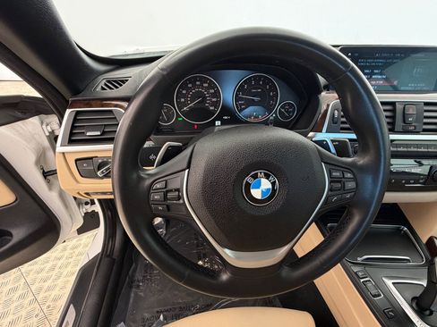 Used 2020 BMW 430i Convertible w/ Convenience Package image 4