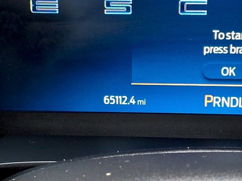Certified 2023 Ford Escape ST-Line Select w/ Tech Pack #2 AWD/4WD image 17