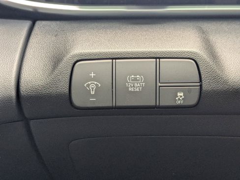 New 2025 Hyundai Elantra Hybrid FWD image 11