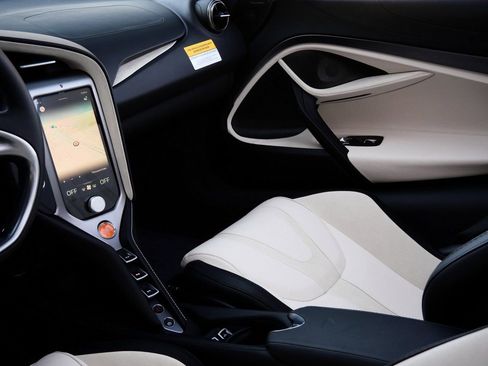 New 2026 McLaren 750S Spider image 20