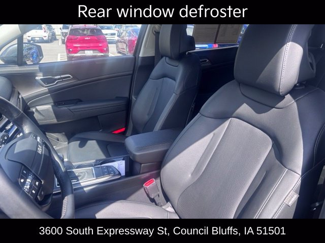 Used 2026 Kia Sportage EX FWD image 16