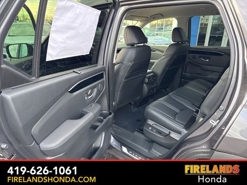 New 2025 Honda Pilot EX-L image 25