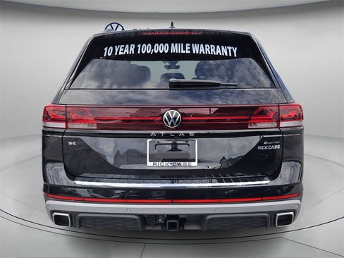 New 2026 Volkswagen Atlas Peak Edition image 4