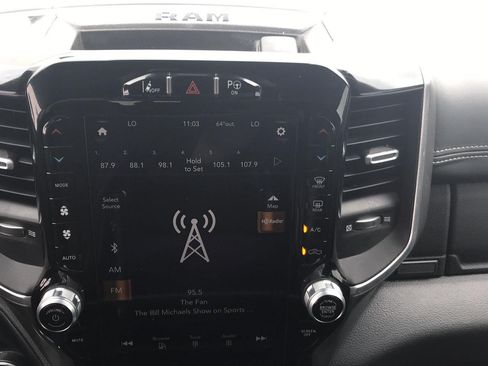 Used 2021 RAM 1500 Laramie w/ Night Edition AWD/4WD image 10