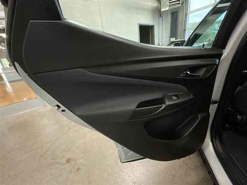 Used 2023 Chevrolet Bolt EUV LT w/ Driver Confidence Package FWD image 19