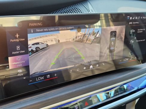 New 2025 BMW 740i 740i image 7