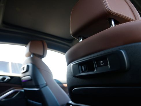 Used 2020 BMW X6 M50i image 30