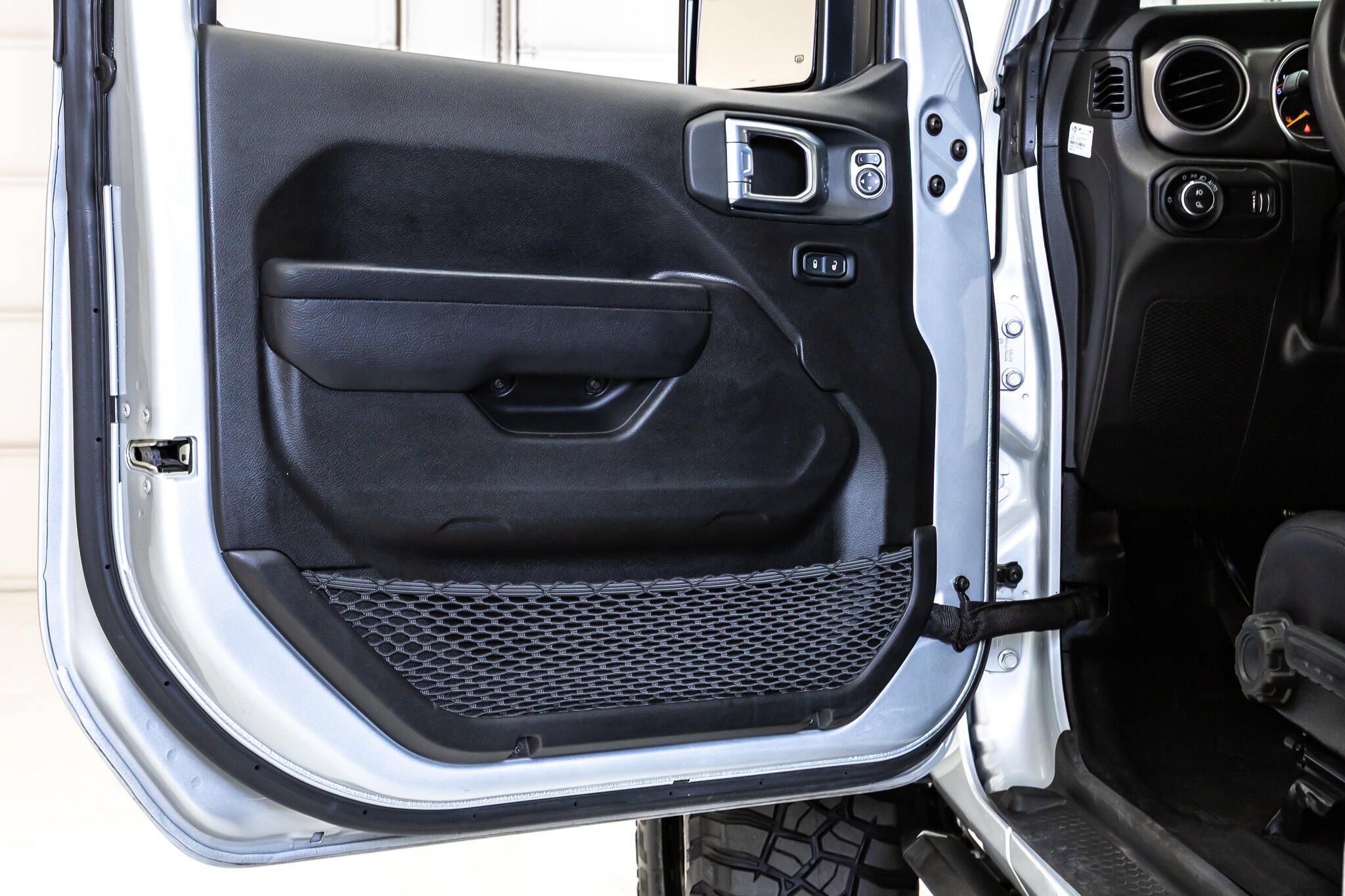 Used 2023 Jeep Gladiator Sport AWD/4WD image 42