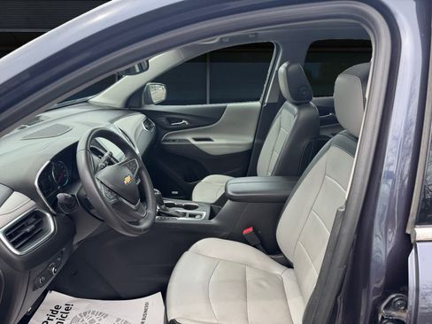 Used 2018 Chevrolet Equinox Premier AWD/4WD image 2