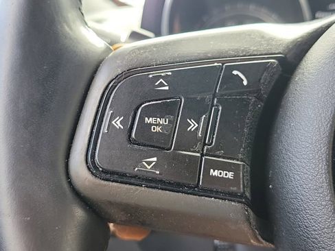 Used 2014 Jaguar F-TYPE S image 18