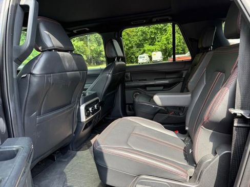 Used 2022 Ford Expedition Max Limited AWD/4WD image 5