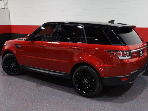 Used 2017 Land Rover Range Rover Sport SE image 26