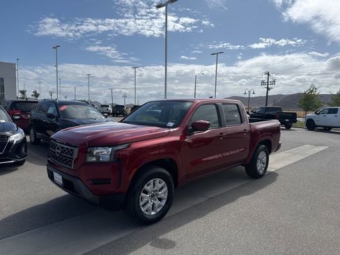 Used 2023 Nissan Frontier SV RWD image 4