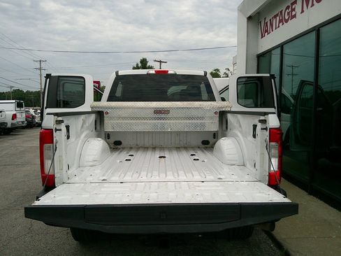 Used 2017 Ford F350 XL AWD/4WD image 7