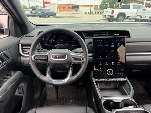 New 2027 GMC Terrain Elevation w/ Elevation Premium Package AWD/4WD image 29