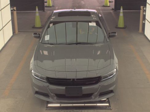 Used 2023 Dodge Charger SXT image 2