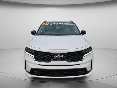 Used 2023 Kia Sorento SX FWD image 4