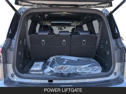 New 2026 INFINITI QX80 4WD image 20