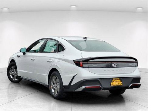 New 2026 Hyundai Sonata SE image 5
