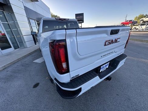 New 2026 GMC Sierra 1500 Denali w/ Denali Reserve Package image 8