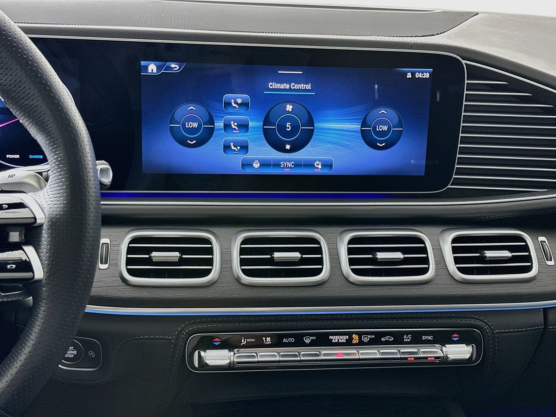 Certified 2025 Mercedes-Benz GLE 53 AMG 4MATIC Coupe image 17