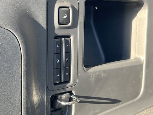 New 2025 Ford Expedition Max Platinum w/ Platinum Ultimate Package image 24