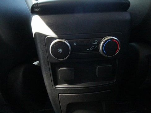 Used 2020 Ford Explorer 4WD image 30