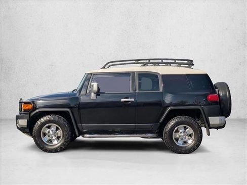 Used 2008 Toyota FJ Cruiser image 9