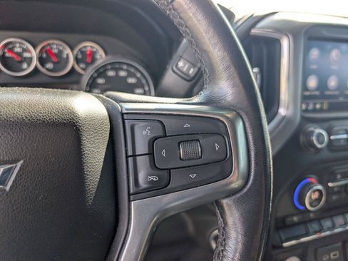 Used 2021 Chevrolet Silverado 1500 LT AWD/4WD image 13