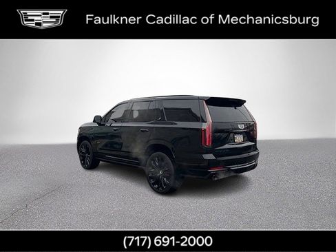 Used 2026 Cadillac Escalade V w/ LPO, ONYX Package image 7