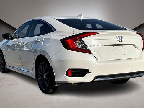 Used 2019 Honda Civic EX image 4