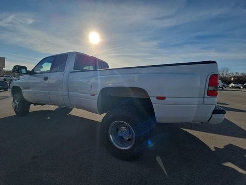 Used 2001 Dodge Ram 3500 Truck SLT image 8