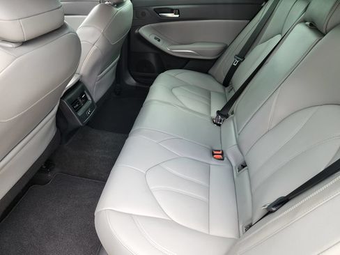 Used 2020 Toyota Avalon XLE w/ Moonroof Package FWD image 33