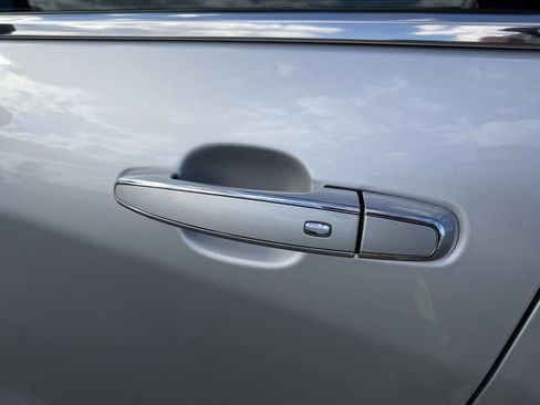 Used 2020 Chevrolet Equinox Premier AWD/4WD image 26