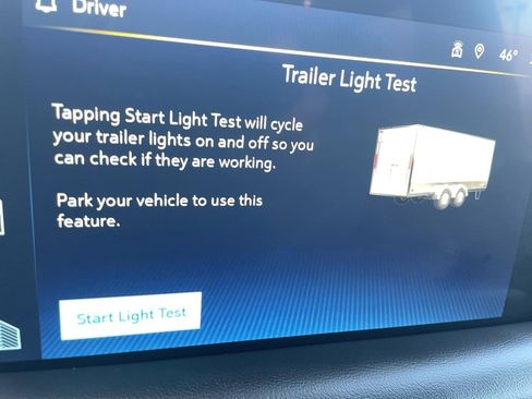 Used 2023 Chevrolet Suburban Z71 w/ Luxury Package image 15