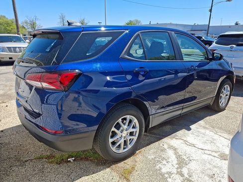 Certified 2022 Chevrolet Equinox LS image 8