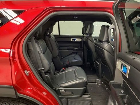 Used 2020 Ford Explorer ST w/ ST Street Pack AWD/4WD image 31