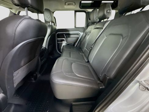 Used 2023 Land Rover Defender 110 S image 25