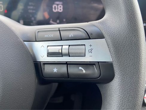 Used 2026 Hyundai Tucson SE FWD image 24
