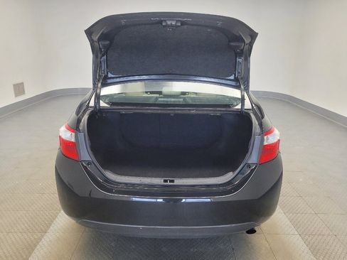 Used 2014 Toyota Corolla LE image 29