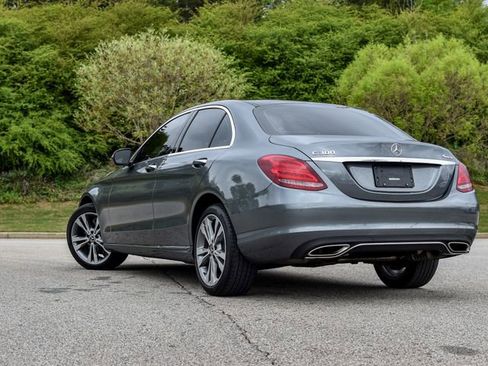 Used 2017 Mercedes-Benz C 300 4MATIC Sedan image 5