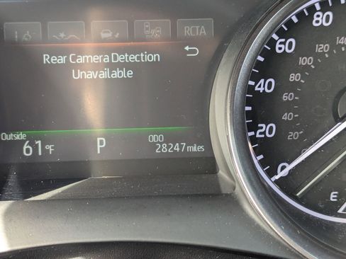 Used 2023 Toyota Camry SE image 14