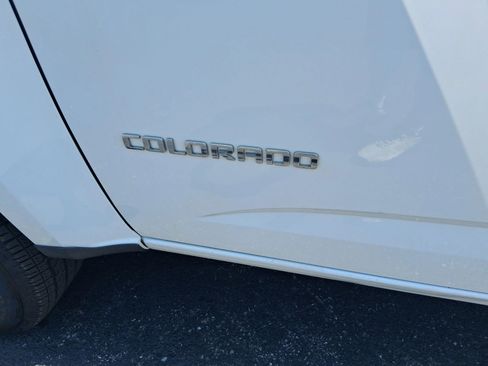 Used 2020 Chevrolet Colorado LT w/ Safety Package image 41