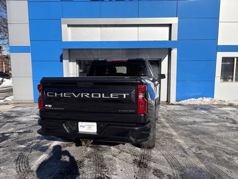 Used 2022 Chevrolet Silverado 1500 Custom image 7
