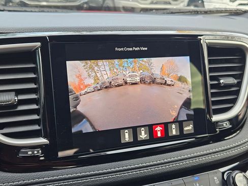 New 2026 Chrysler Pacifica Select image 29