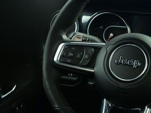 Used 2022 Jeep Wrangler Unlimited Rubicon w/ Trailer Tow Package image 41