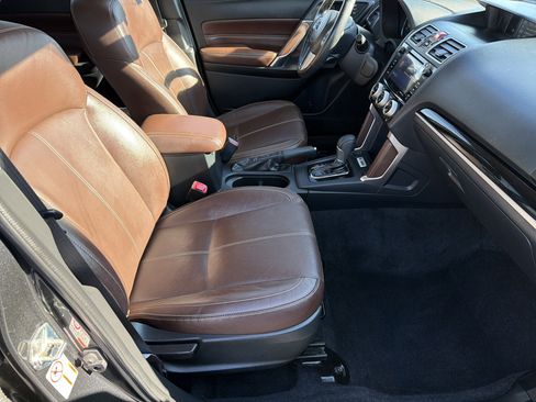 Used 2018 Subaru Forester 2.5i Touring w/ Popular Package #2 image 12