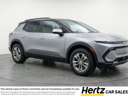 Used 2025 Chevrolet Equinox LT
