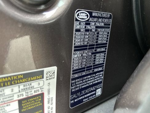 New 2026 Land Rover Range Rover Velar Dynamic SE image 30